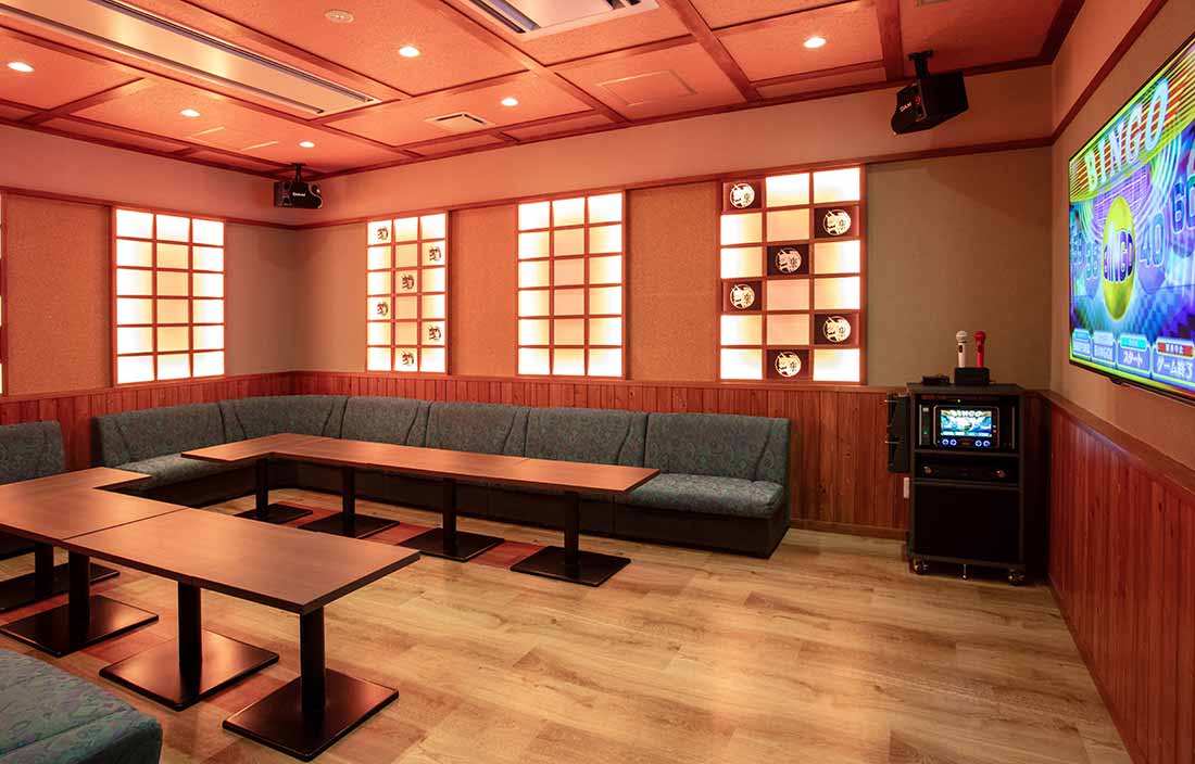 カラオケルーム「山路」